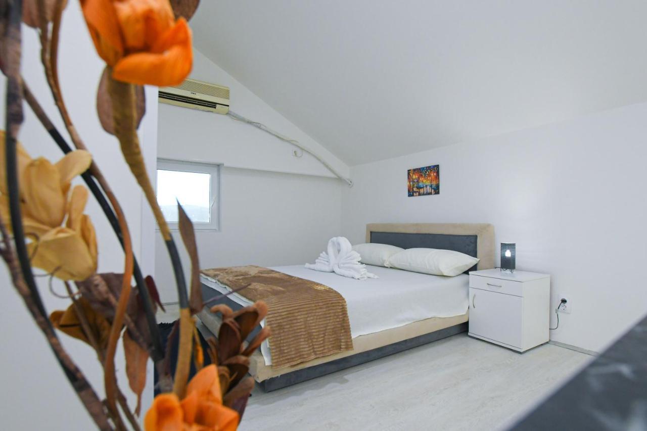 Villa Mokka House à Tekija  Extérieur photo